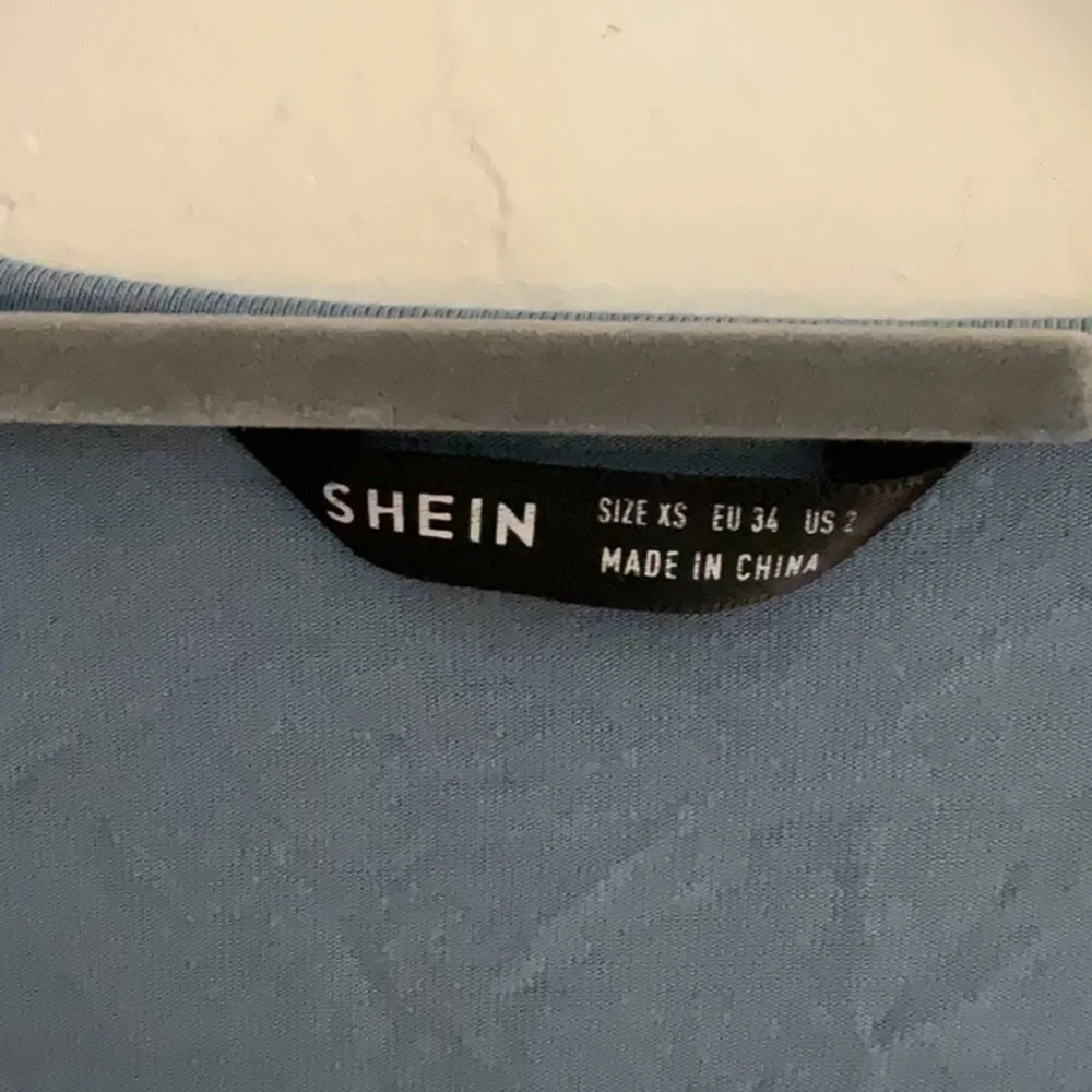 SHEIN Long Sleeve Crop Top, Size XS, Blue - Picture 5 of 7